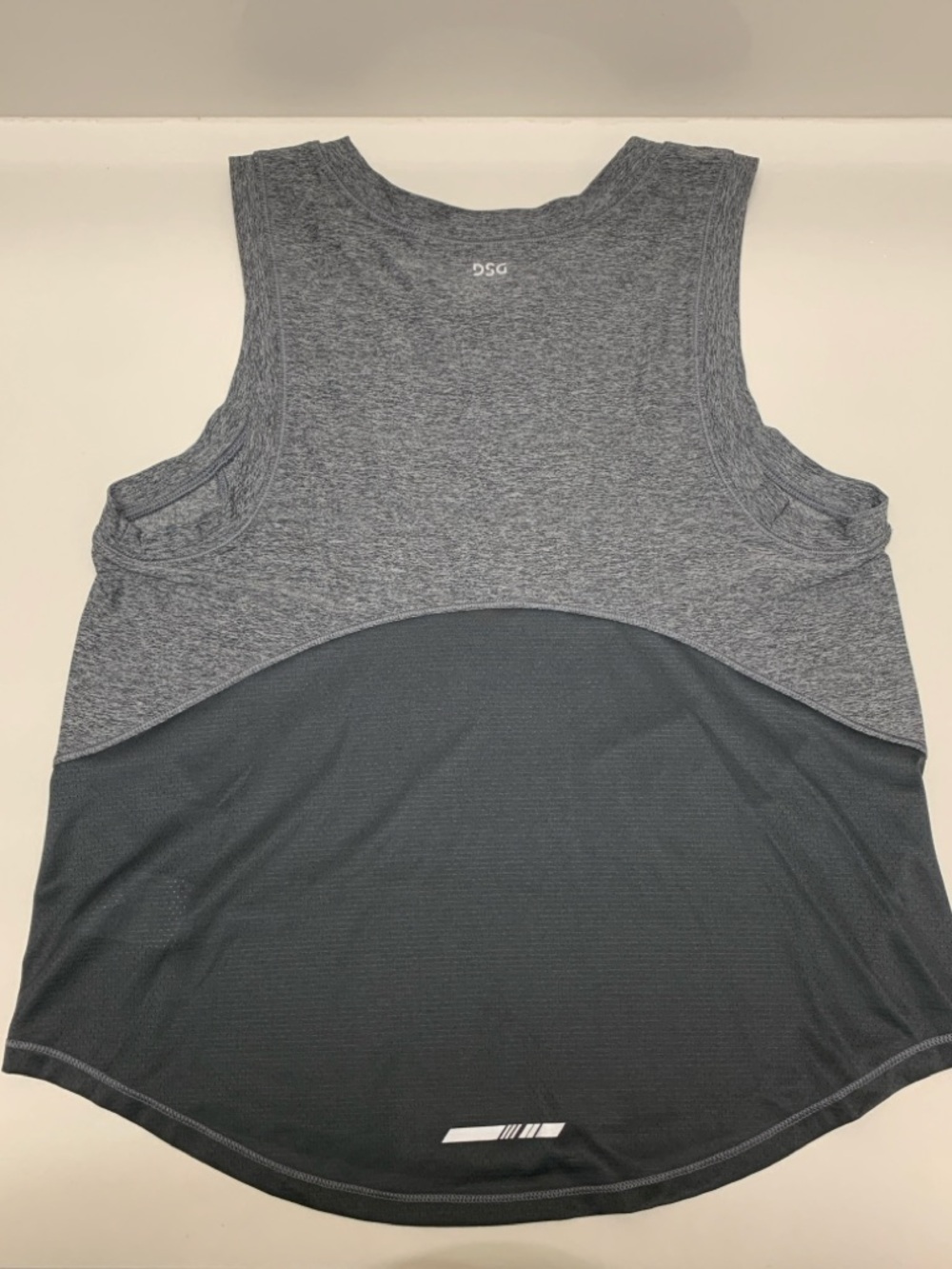 DSG Heather Gray Performance Mesh Tank Top Women’s Small - Picture 3 of 8